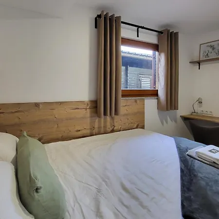 Hiska Tibaut 122 Vkljucene Kopalne Karte Holiday home